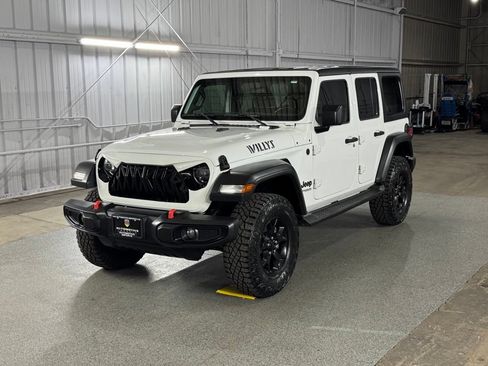 Used 2021 Jeep Wrangler Unlimited Sport AWD/4WD image 1