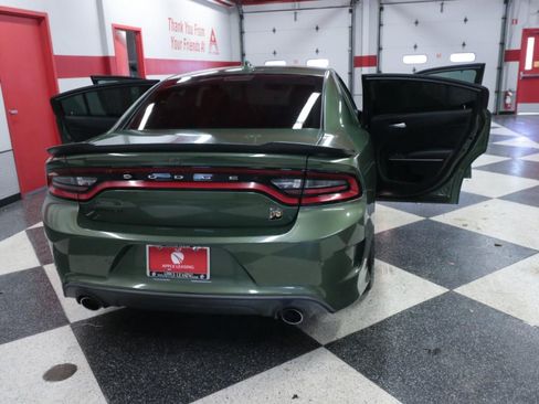 Used 2021 Dodge Charger Scat Pack w/ Plus Group RWD image 31