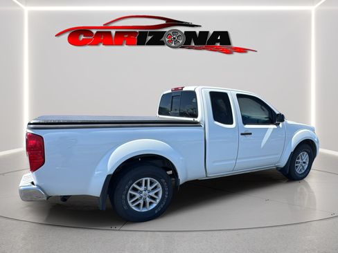 Used 2017 Nissan Frontier SV RWD image 5