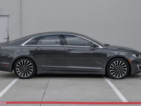 Used 2017 Lincoln MKZ Black Label w/ Technology Package AWD/4WD image 11