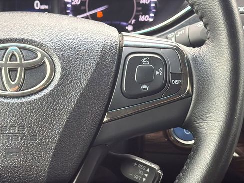 Used 2015 Toyota Avalon XLE Touring FWD image 22