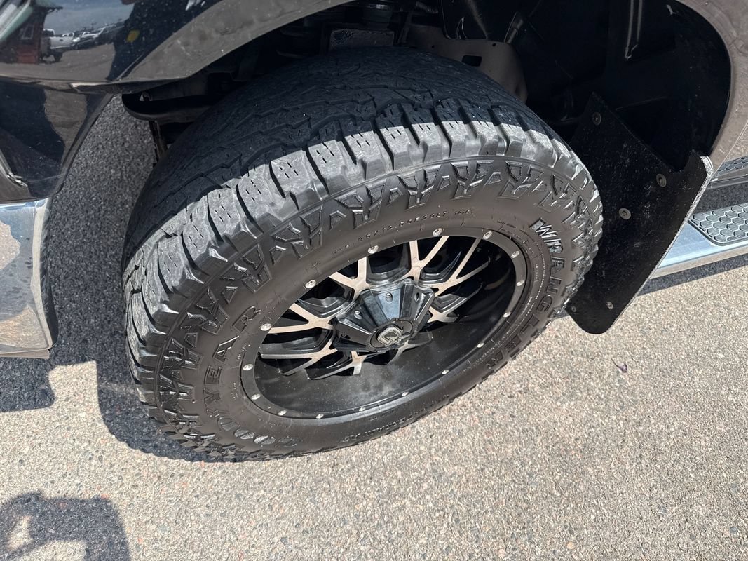Used 2014 RAM 1500 Laramie AWD/4WD image 27