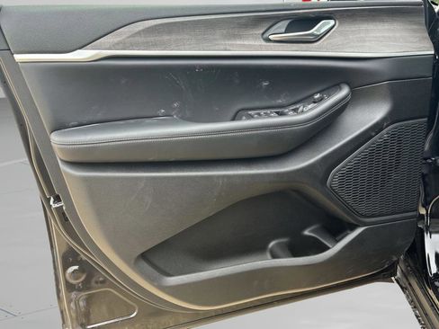 New 2026 Jeep Grand Cherokee L 4WD image 30