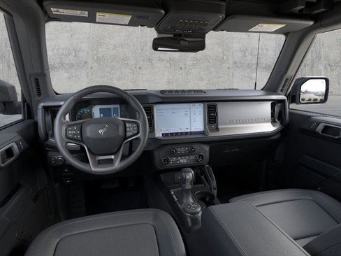New 2025 Ford Bronco Badlands image 9
