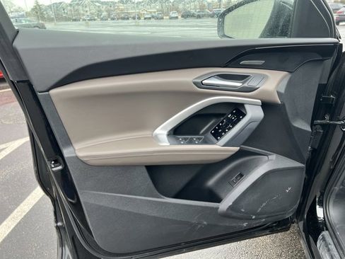 Used 2025 Audi Q5 Premium Plus w/ Premium Plus image 5