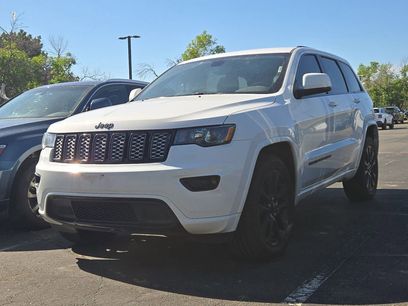 Used 2018 Jeep Grand Cherokee Altitude