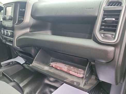 Used 2020 RAM 5500 Tradesman w/ Chrome Appearance Group image 18