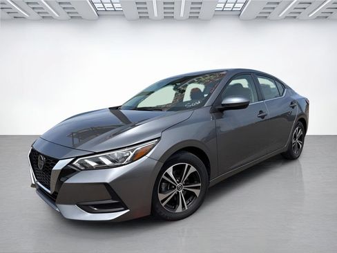 Used 2022 Nissan Sentra SV FWD image 2