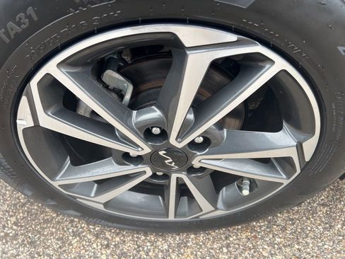 Certified 2023 Kia Forte LXS image 37