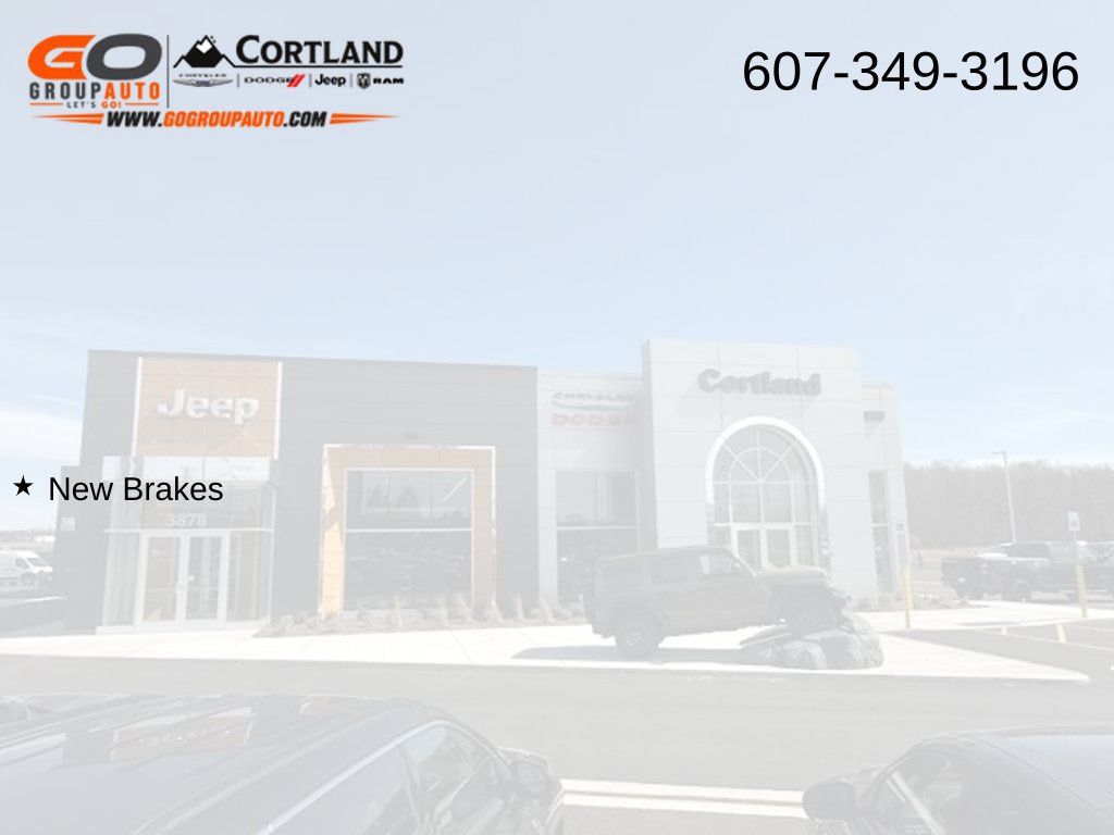 Used 2022 RAM 2500 Laramie AWD/4WD image 2