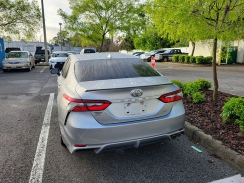 Used 2022 Toyota Camry SE image 30