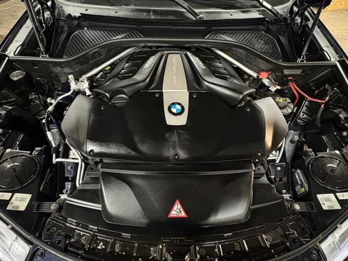 Used 2017 BMW X5 xDrive50i image 40