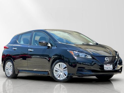 Used 2024 Nissan Leaf S FWD image 1