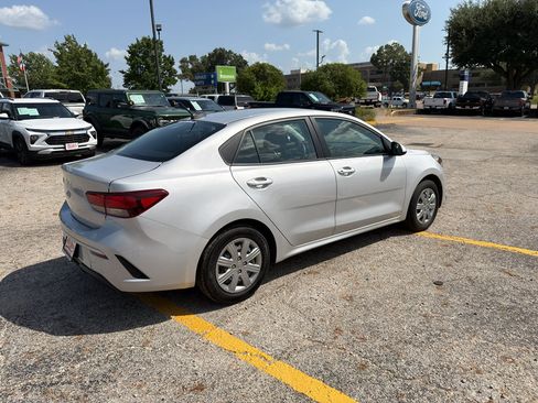 Used 2023 Kia Rio LX FWD image 5