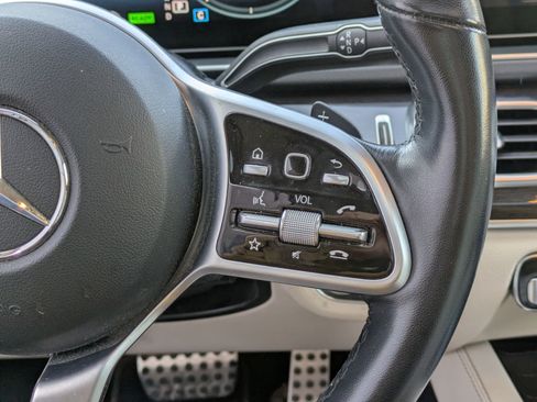 Used 2022 Mercedes-Benz GLS 450 4MATIC image 18