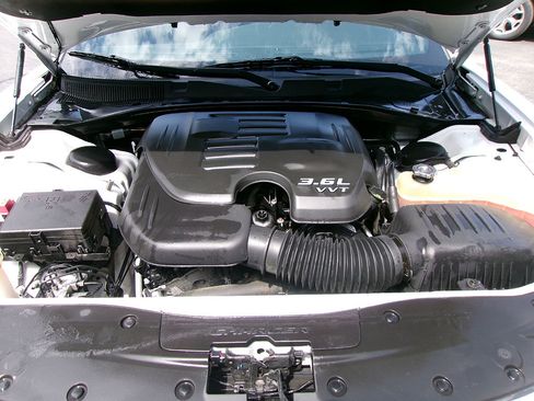 Used 2015 Dodge Charger SXT w/ Rallye Group image 10