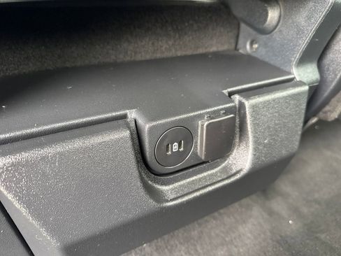 Used 2025 Ford F250 XLT AWD/4WD image 15