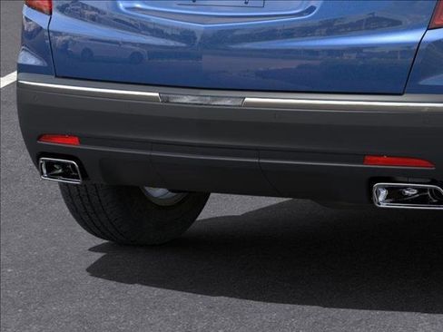 New 2025 Cadillac XT5 Luxury image 14