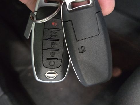 Used 2026 Nissan Rogue Dark Armor FWD image 5