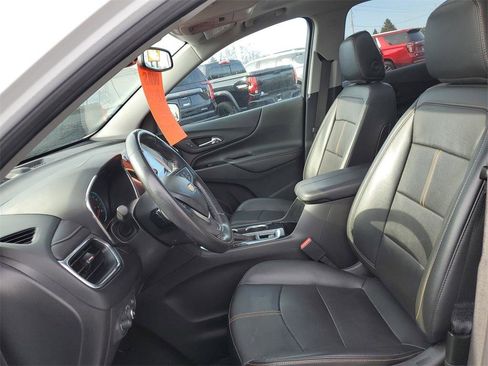 Used 2022 Chevrolet Equinox Premier image 5