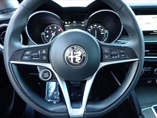 Used 2018 Alfa Romeo Stelvio Ti AWD/4WD image 15