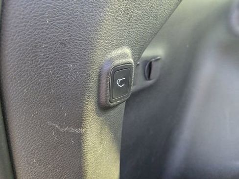 Certified 2020 Jeep Cherokee Limited image 30