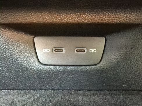 Used 2025 Volkswagen Golf S FWD image 34