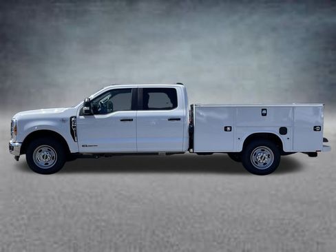 New 2025 Ford F350 XL w/ XL Chrome Package image 2