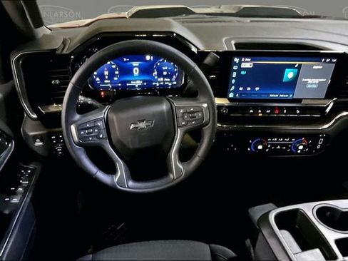 Used 2023 Chevrolet Silverado 1500 LT Trail Boss w/ LPO, Dark Essentials Package image 19