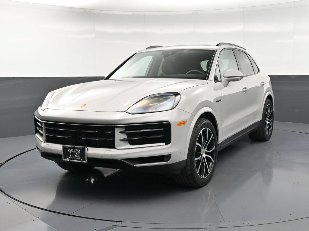 Certified 2026 Porsche Cayenne E-Hybrid AWD/4WD image 1