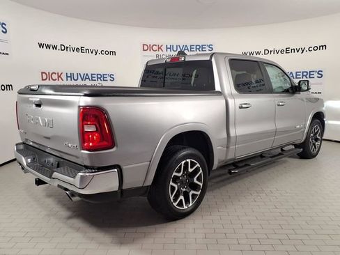 Used 2025 RAM 1500 Laramie AWD/4WD image 4