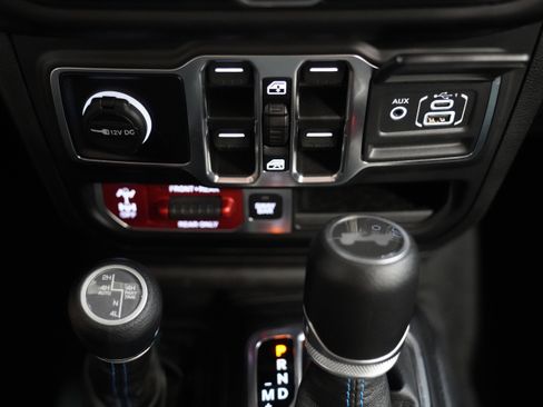 Used 2022 Jeep Wrangler Unlimited Rubicon 4xe w/ Steel Bumper Group AWD/4WD image 30