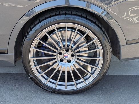 Certified 2025 BMW ALPINA XB7 AWD/4WD image 33