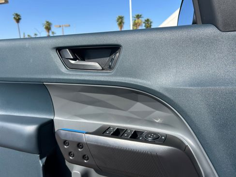 New 2025 Ford Maverick Lobo image 16