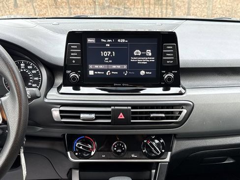 Certified 2023 Kia Seltos LX image 22