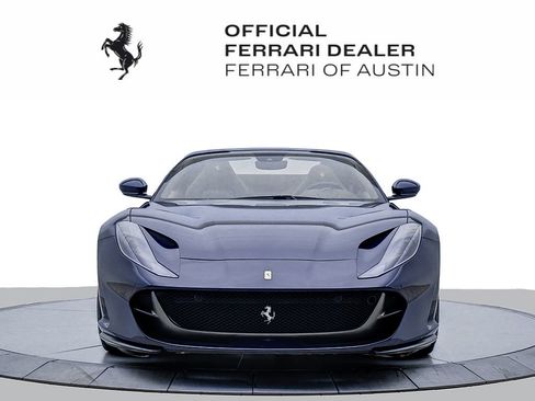 Used 2022 Ferrari 812 GTS RWD image 3