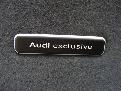 Used 2023 Audi RS e-tron GT AWD/4WD image 37