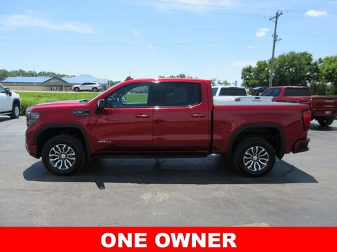 Certified 2022 GMC Sierra 1500 AT4 w/ AT4 Premium Package AWD/4WD image 11