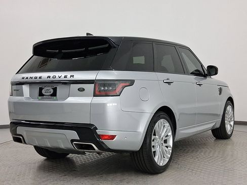 Used 2018 Land Rover Range Rover Sport HSE Dynamic image 9