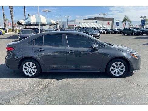 Used 2023 Toyota Corolla LE FWD image 7