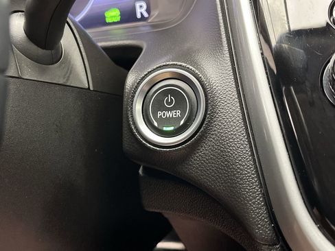Certified 2023 Chevrolet Bolt EUV LT w/ Comfort Package FWD image 19