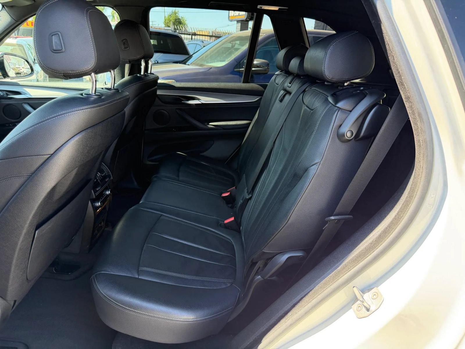Used 2018 BMW X5 xDrive35i w/ M Sport Package AWD/4WD image 30