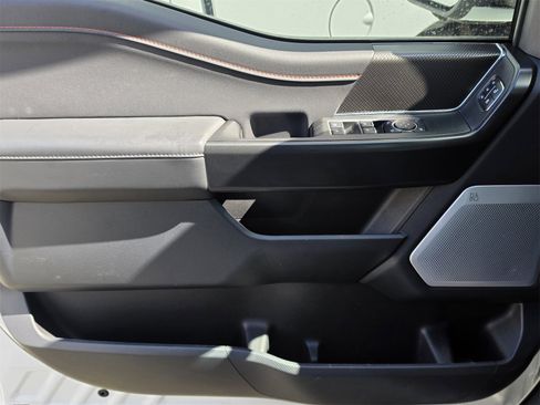 Used 2025 Ford F150 Raptor image 19