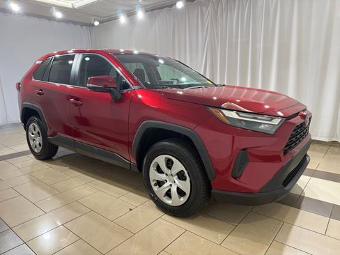 Certified 2023 Toyota RAV4 LE AWD/4WD image 7