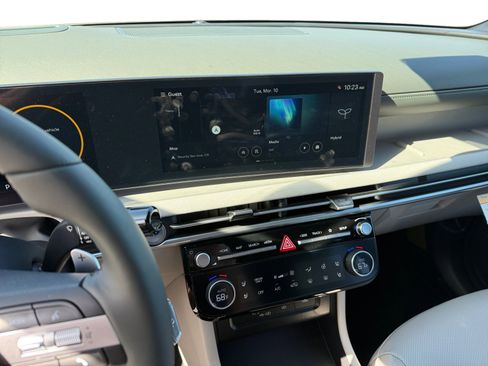 New 2026 Hyundai Tucson Limited AWD/4WD image 12