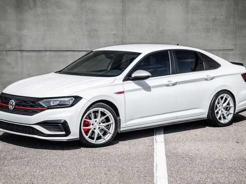 Used 2020 Volkswagen Jetta GLI FWD image 38