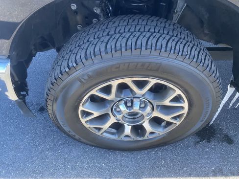 Used 2021 Ford F350 Lariat w/ Lariat Ultimate Package image 9