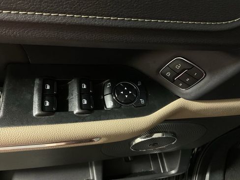 Used 2024 Ford Expedition Limited image 20