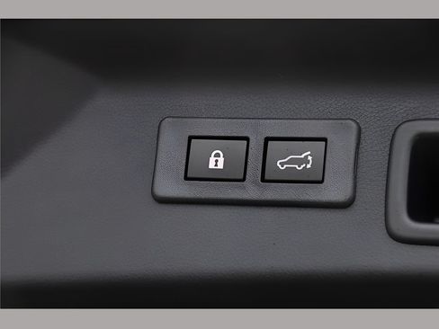 Used 2026 Subaru Forester Premium AWD/4WD image 30