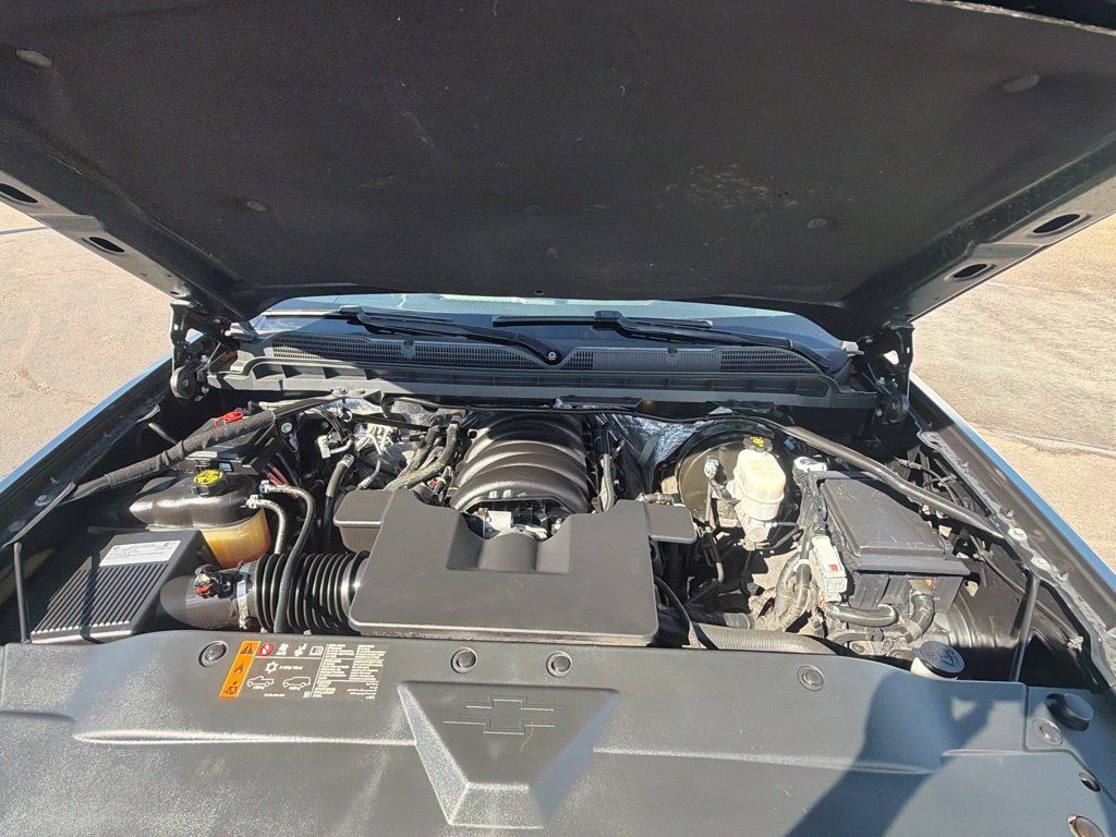 Used 2018 Chevrolet Silverado 1500 LT w/ All Star Edition AWD/4WD image 20